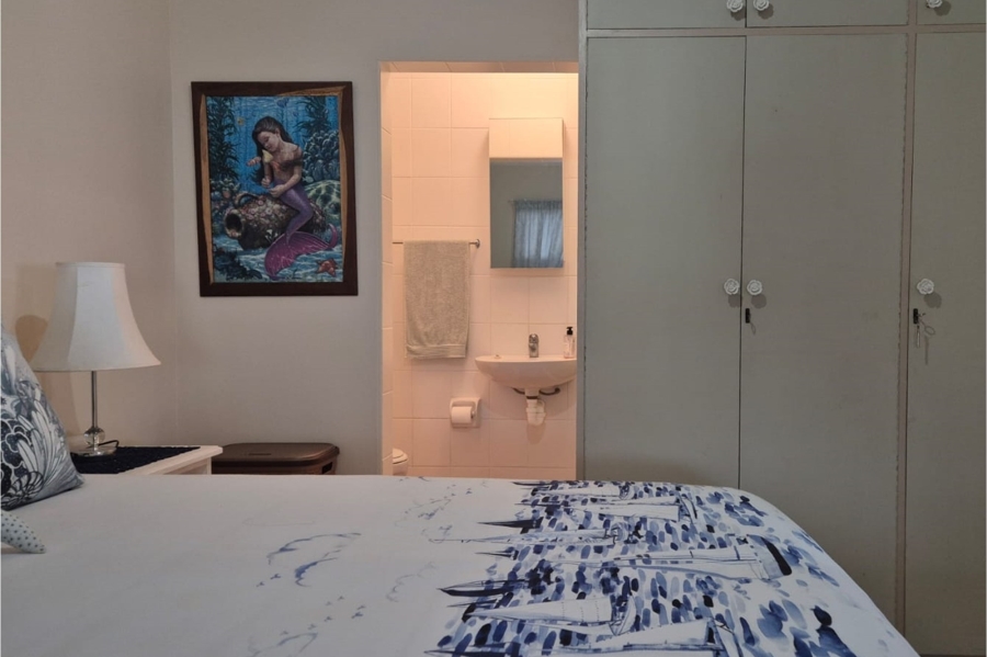 4 Bedroom Property for Sale in Stilbaai Wes Western Cape
